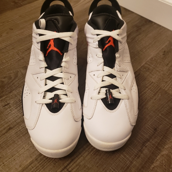 Air Jordan 6 Low Infrared 2015 - Picture 3 of 8